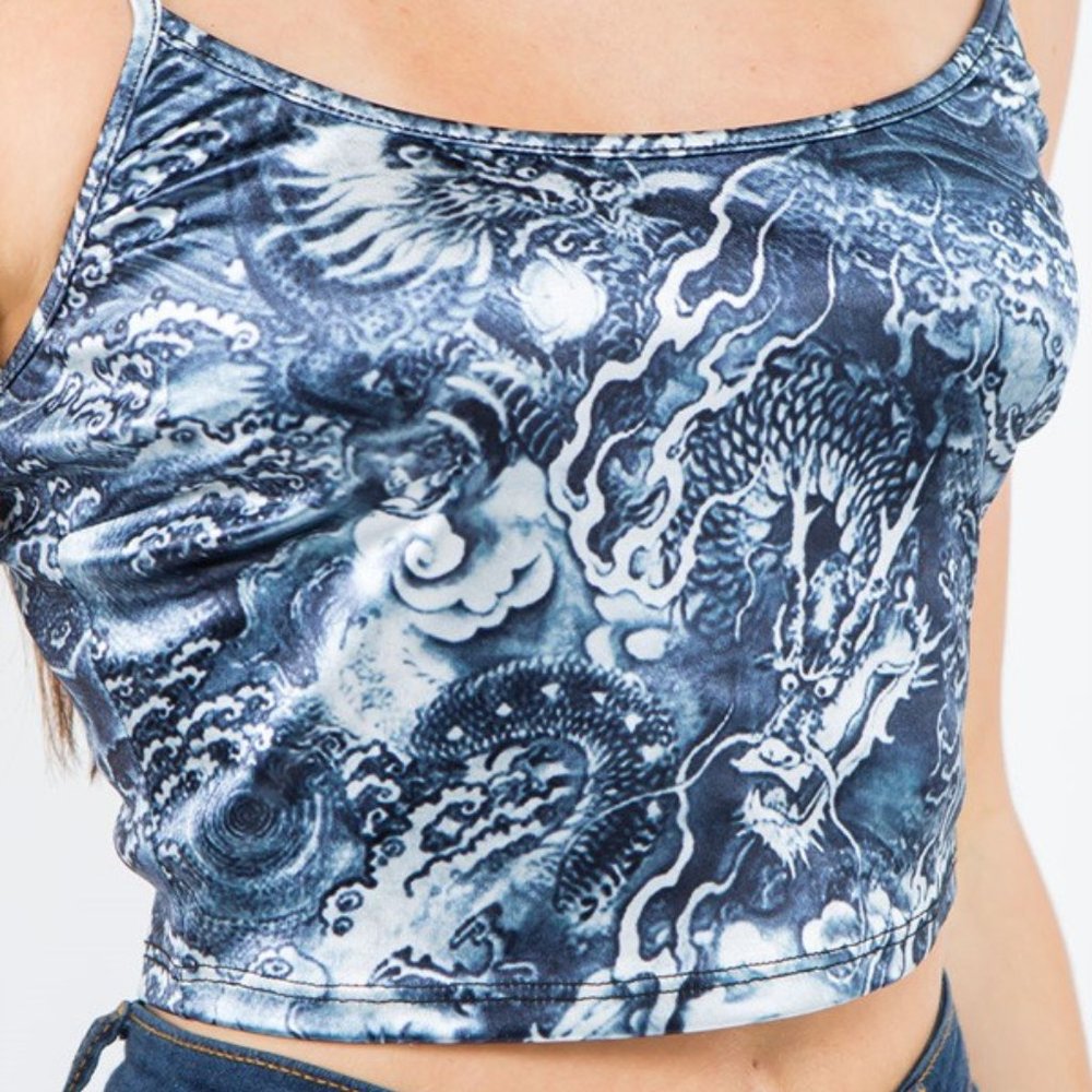 ❤️3/$20❤️ BEAR DANCE ROUND NECK DRAGON PRINTED SATIN CROP TOP